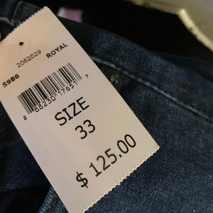 DL 1961 dark wash size 33'32 jeans.